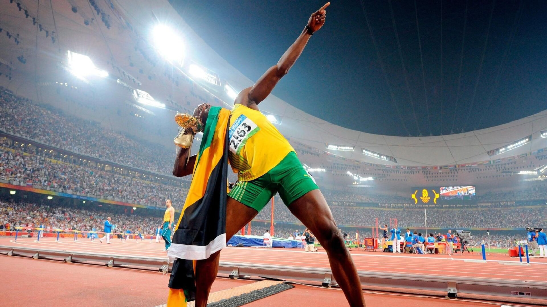 体育新闻中心记者独家采访,体育新闻采访视频